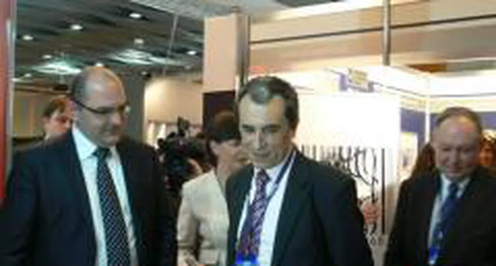 Орешарски зове: Не харчете, а пестете