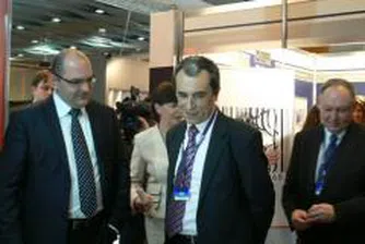 Орешарски зове: Не харчете, а пестете