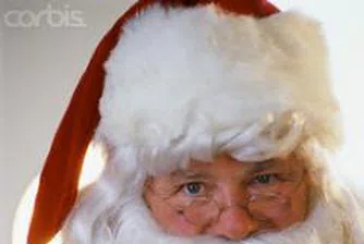 Издирват ненормалник, отправял неприлични предложения на Дядо Коледа