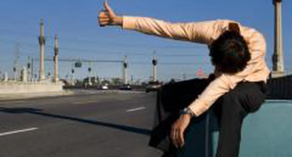 Молбите за помощи за безработица в САЩ се понижават с 22 000