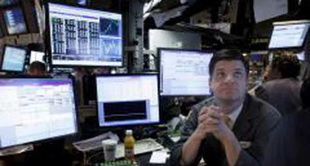 Dow Jones губи повече от 300 пункта от началото на седмицата