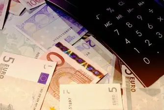 Statistics: Deflation of 0.3% in May