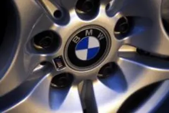 BMW предвижда спад на продажбите