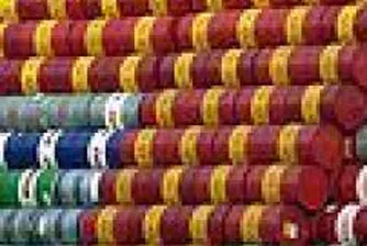 Петролът приключи седмицата над 98 долара за барел