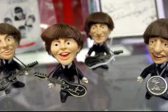 Предлагат на търг първия професионален договор на The Beatles