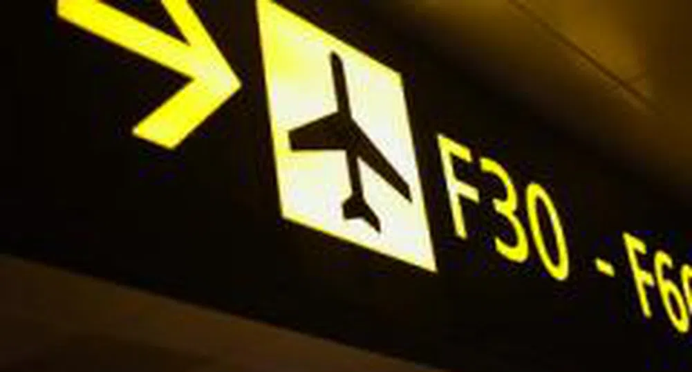 Спират издаването на хартиени самолетни билети