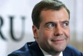 Медведев сравни кризата с Втората световна война