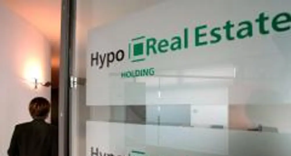 Continental и Hypo Real Estate изпадат от DAX