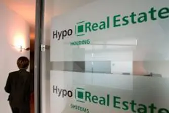 Continental и Hypo Real Estate изпадат от DAX