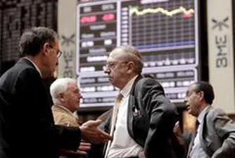 Analysts: Speculators are Leaving, Investors Are Staying