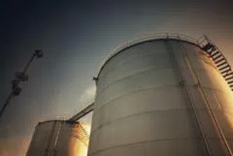 Високите цени на суровините нараняват индустриалното производство по света