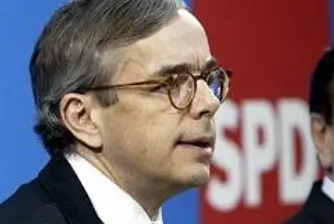 Президентът на ЕБВР призова Източна Европа да поиска помощ