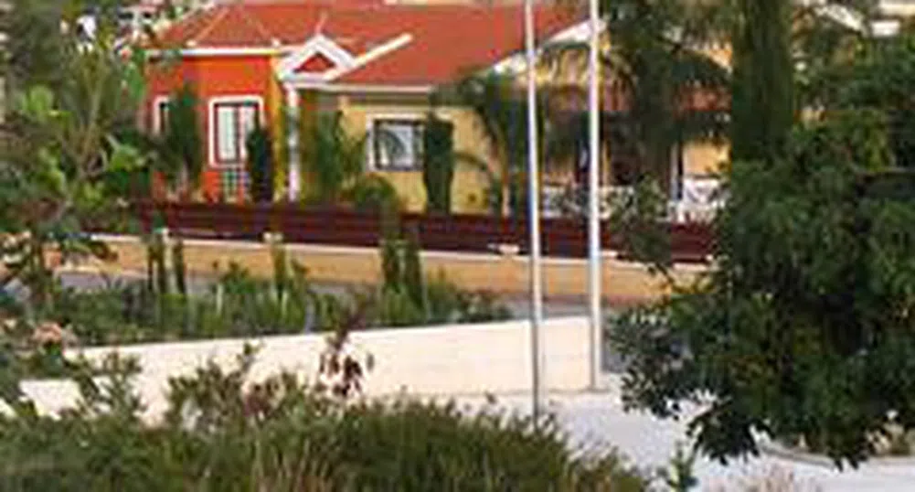 Продажбите на имоти в Кипър със спад от близо 60%