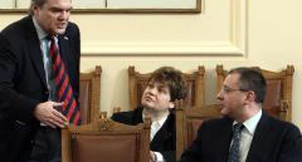 Political Leaders Comment on the Resignation of Interior Minister Roumen Petkov