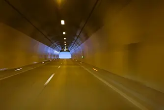 Чешка фирма иска да строи тунела под Шипка