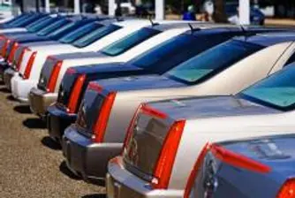 Продажбите на автомобили в САЩ с 36% спад през декември