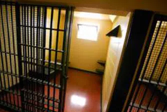 Затвор при кражба на европари