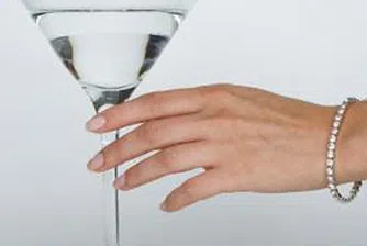 Кризата кара майките в САЩ да посягат към чашката