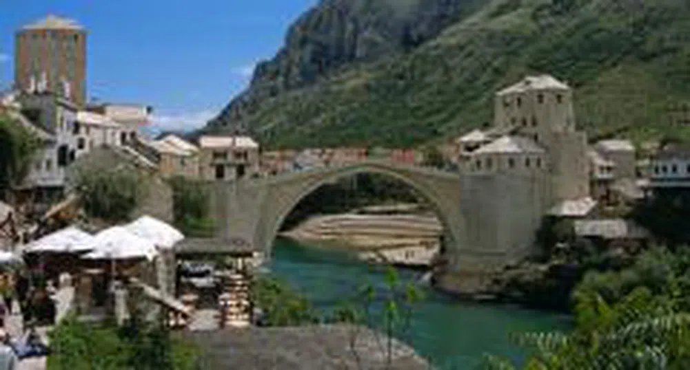 Босненската сръбска общност има право да се отцепи от Босна и Херцеговина