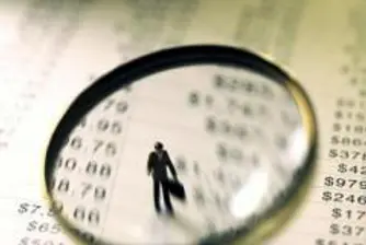 S&P постави рейтинга на България под наблюдение