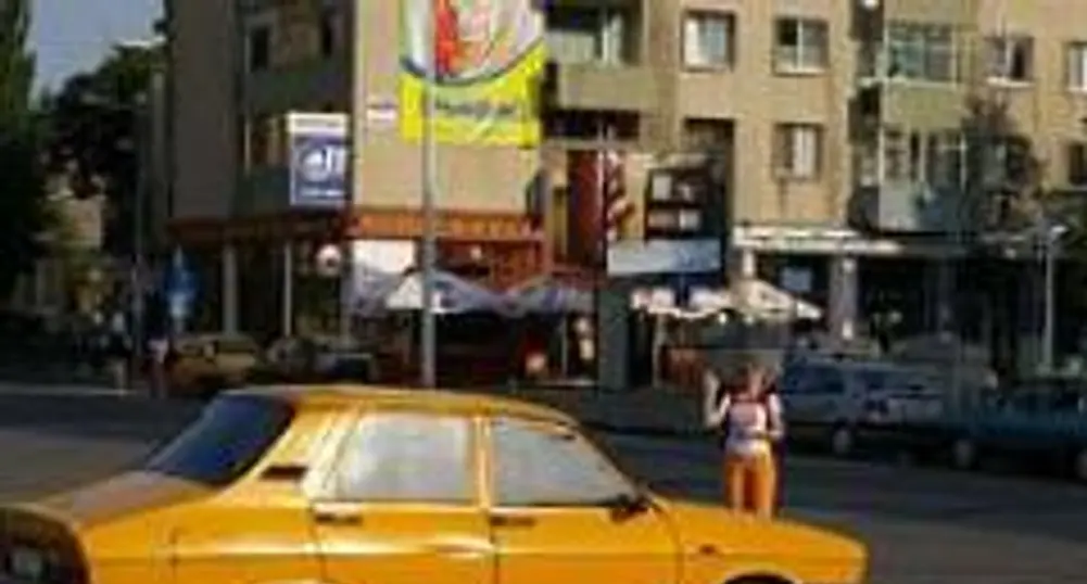 Спад с 30% на продажбите на коли в Румъния
