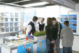 Кметства от Гърция и Испания в Изложбата на общините на Пловдивския панаир