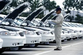 Половин милиард за Chrysler и 5 млрд. долара за GM