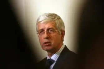 Овчаров: Ще има забавяне на икономическия ръст заради кризата
