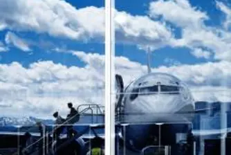Румънците плащат 600 млн. евро за самолетни полети