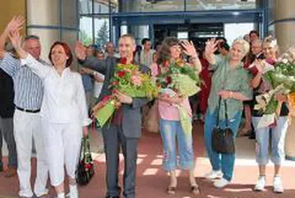 Сестрите ни кацнаха на летище София