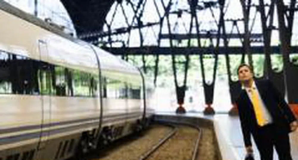 БДЖ даде ремонта на локомотиви на компания, свързана с Васил Божков