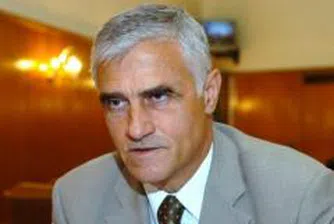 Петър Димитров: Да използваме природния газ за производство на еленергия