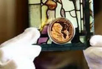 Нова монета с образа на Дечко Узунов пусна БНБ