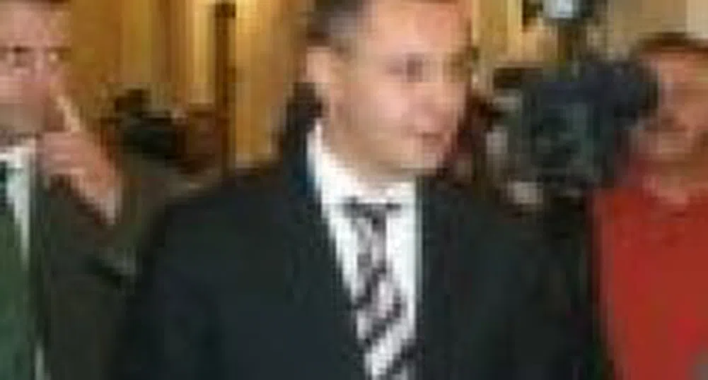 Prime Minister: Licensing Requirements to Be Eased Next Week