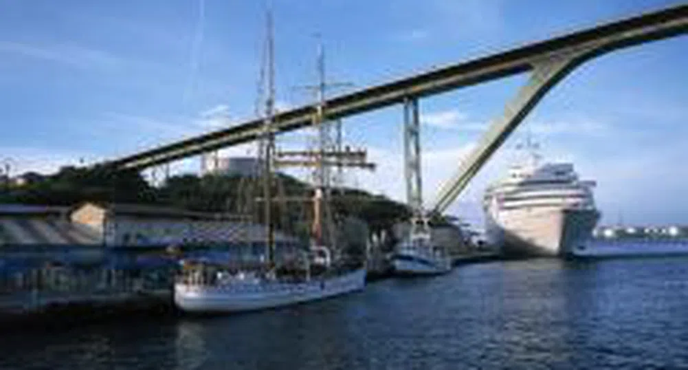 Строят пътнически терминал на пристанище в Молдова за малки кораби за България