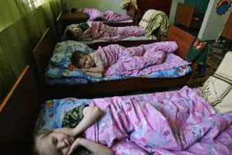 Засилват контрола върху спазването на стандартите в домовете за деца