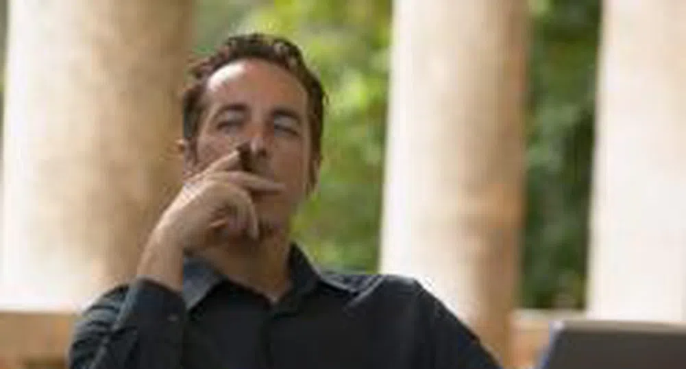 Шеф на малка компания в Германия уволнява служители, защото не пушат