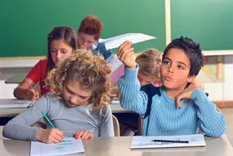 Расте броят на висшистите в България
