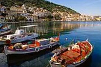 Нова стачка на пристанищата в Солун и Пирея