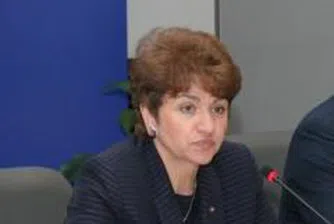 Плугчиева: Възстановяване на акредитацията на двете агенции е една от спешните мерки