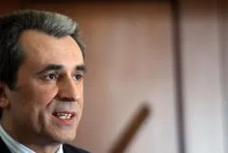 Finance Minister Presents to MPs Policy of Transparency in Budget Management