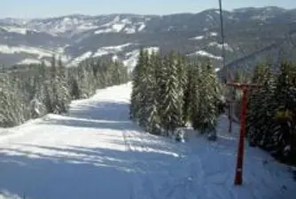 Ski Season in Chepelare Opens with New 4-seat Ski Lift