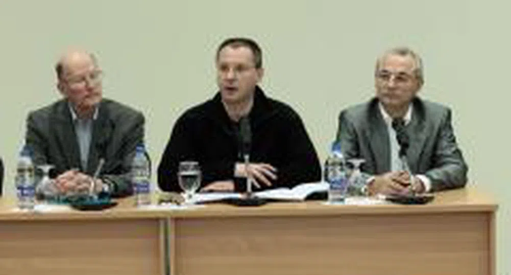 Съветът на тройната коалиция обсъжда промените в кабинета