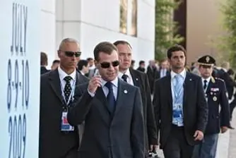Италианците шпионират на срещата на Г-8