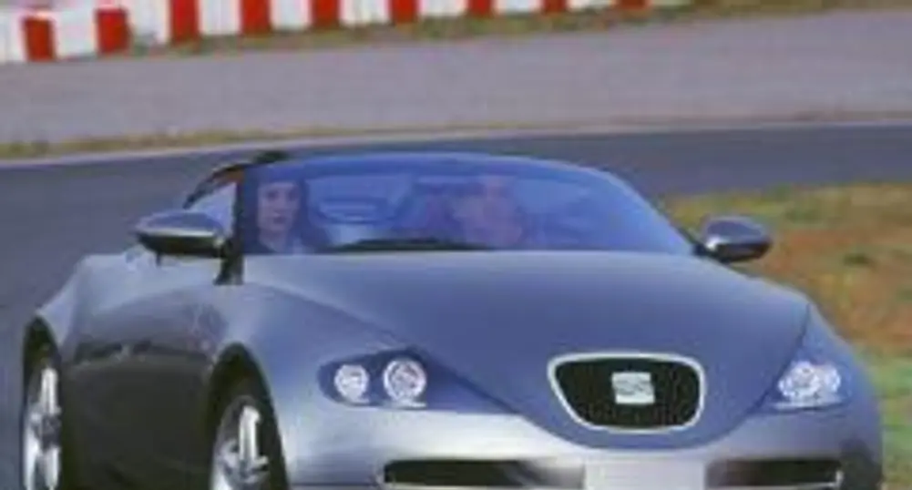 Миков купува 216 автомобила
