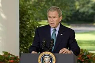 Буш определи като неприемливи действията на Русия спрямо Грузия