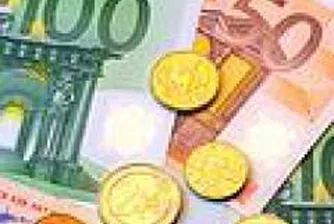 Златото поскъпва до рекордна стойност, еврото с нов максимум спрямо долара