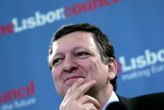 Жозе Барозу обсъжда в София спряното еврофинансиране