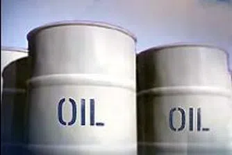 Петролът премина 139 долара за барел, Dow Jones загуби близо 400 пункта