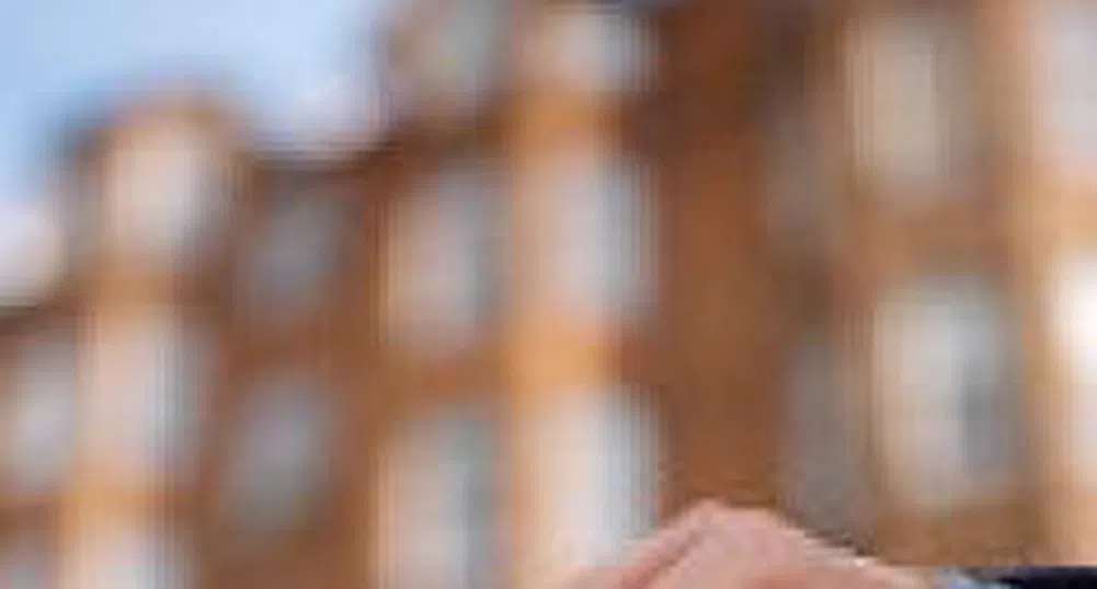 Куантум Дивелопмънтс купи два имота във Велико Търново